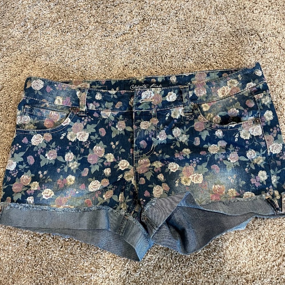 Jean Shorts with Floral Pattern